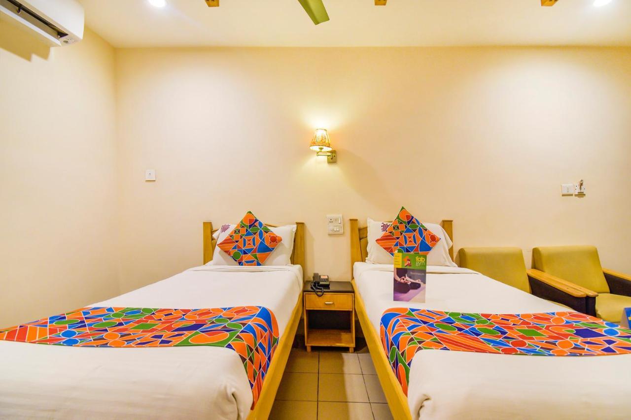 แฟ็บโฮเต็ล คินเนรา คอมฟอร์ต Hotel วิสาขปัตนัม ภายนอก รูปภาพ