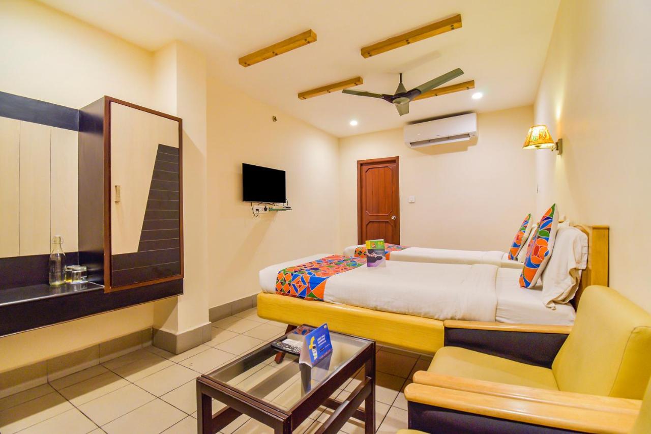 แฟ็บโฮเต็ล คินเนรา คอมฟอร์ต Hotel วิสาขปัตนัม ภายนอก รูปภาพ